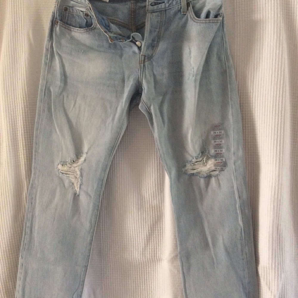 NWT LEVIS 501 women’s jeans